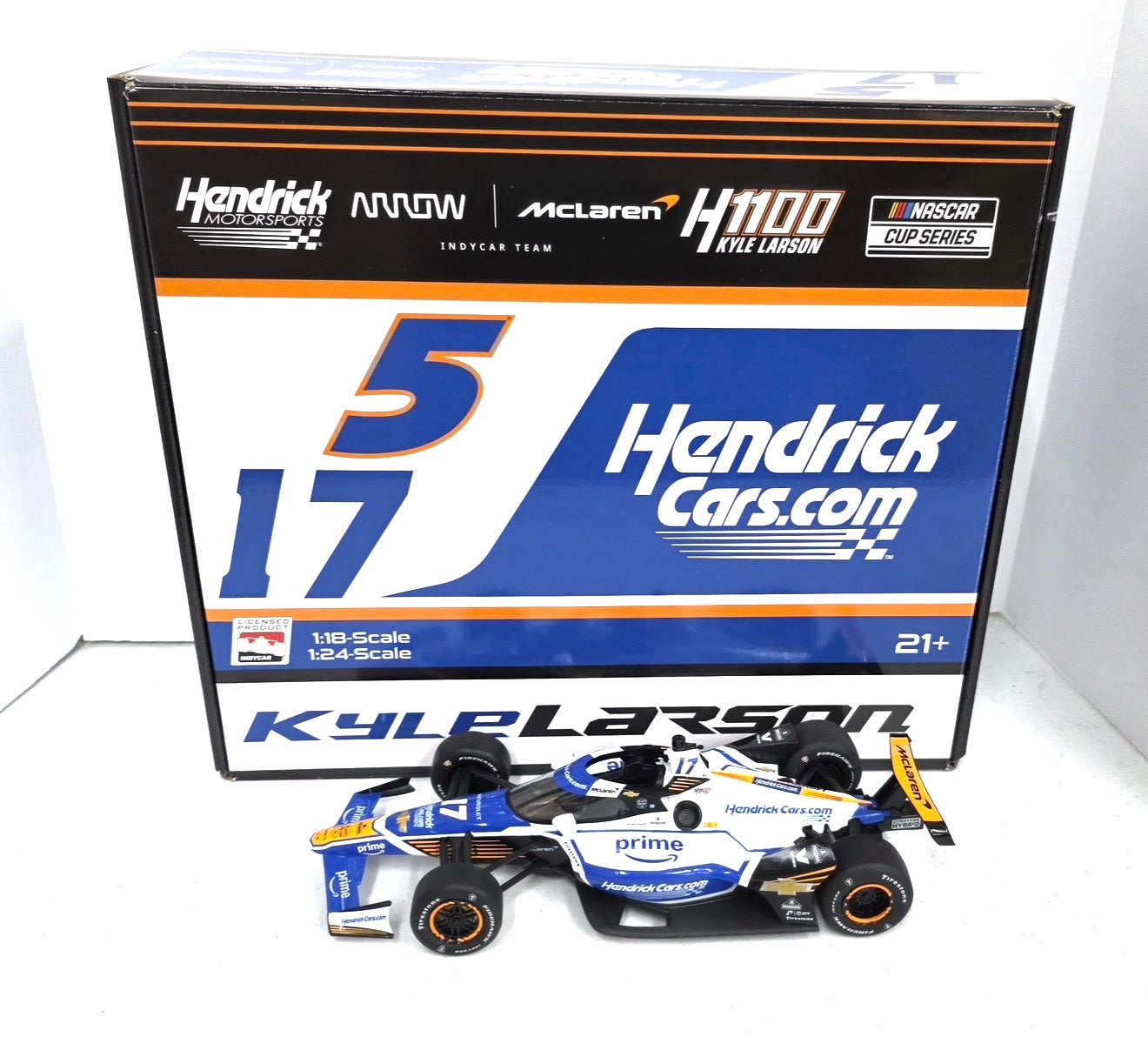 KYLE LARSON 2025 HENDRICKCARS.com H1100 1:24/1:18 2 PACK