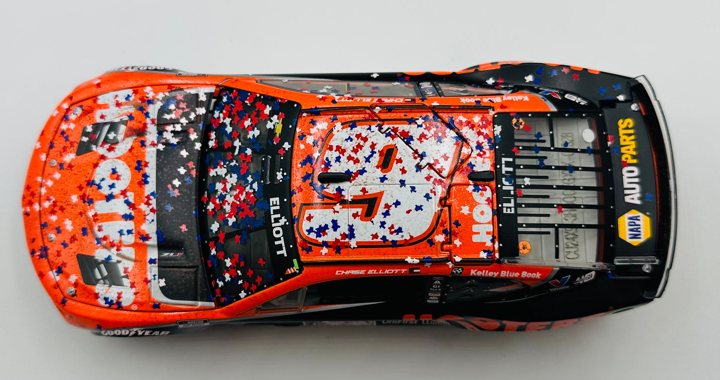 * Chase Elliott 2024 Hooters / Texas Race Win 1:24 Nascar Cup Series Diecast