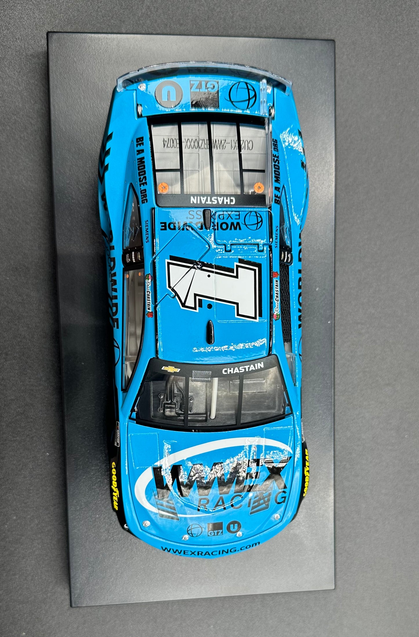 Ross Chastain 2023 Worldwide Express 1:24 Elite Nascar Cup Series