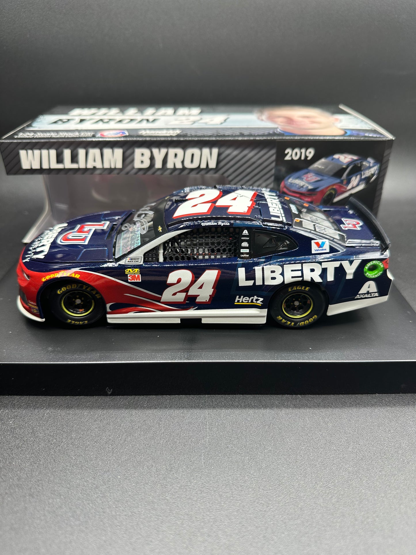 William Byron Autographed 2019 Liberty University 1:24 Nascar Cup Series Diecast